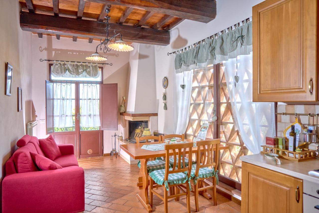 רדיקופאני Agriturismo Selvella מראה חיצוני תמונה